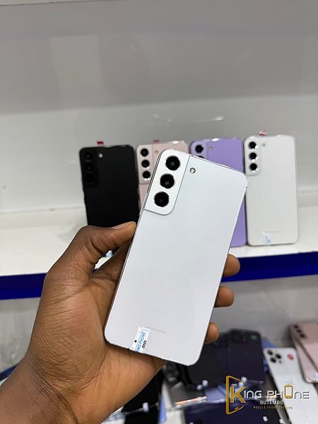 Samsung S22