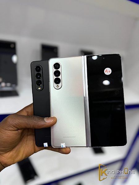 Samsung Fold 3